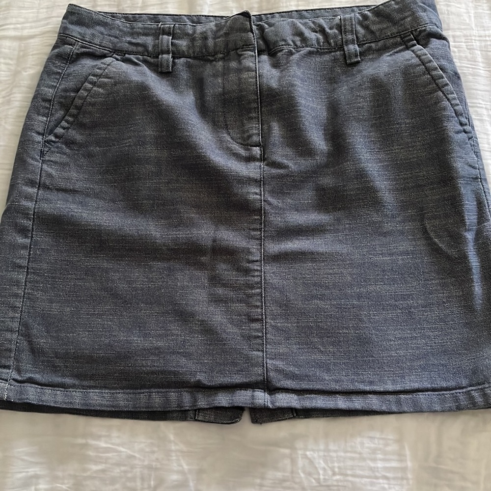 Tommy Hilfiger mini skirt